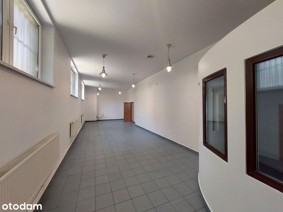 Ok. pl. Miarki 140m usługi fitness salon sprzedaży hurtownia parking