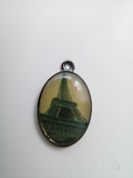 Zawieszka wieża Eiffla