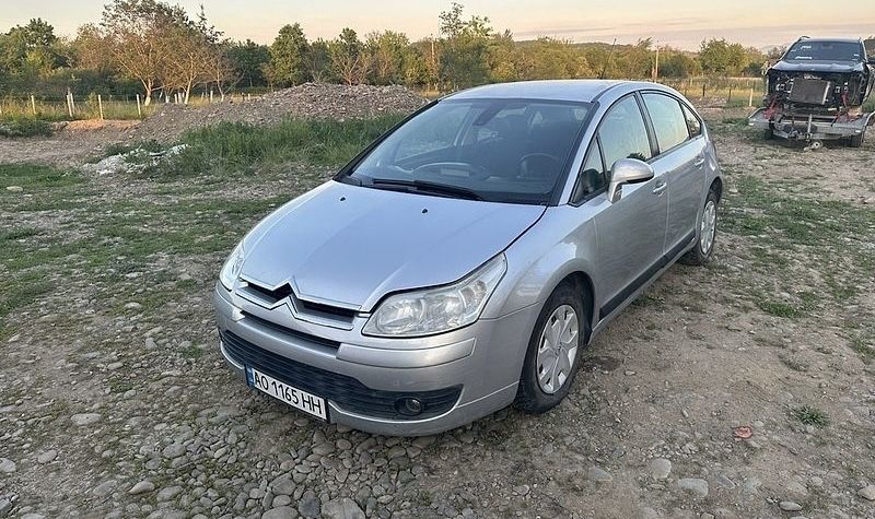 Citroen c4 2004 рік