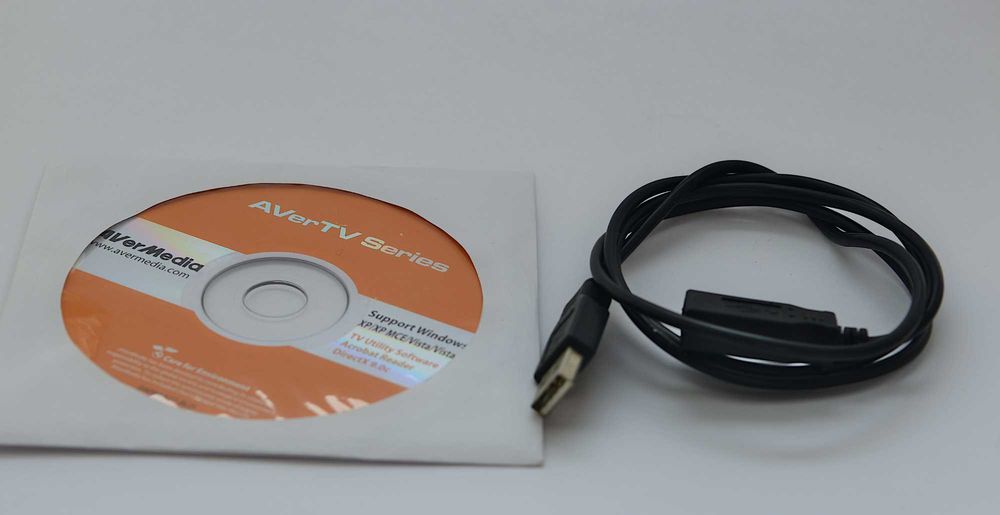 Dekoder HBTV DVB T AverTV Hybrid Volar HX