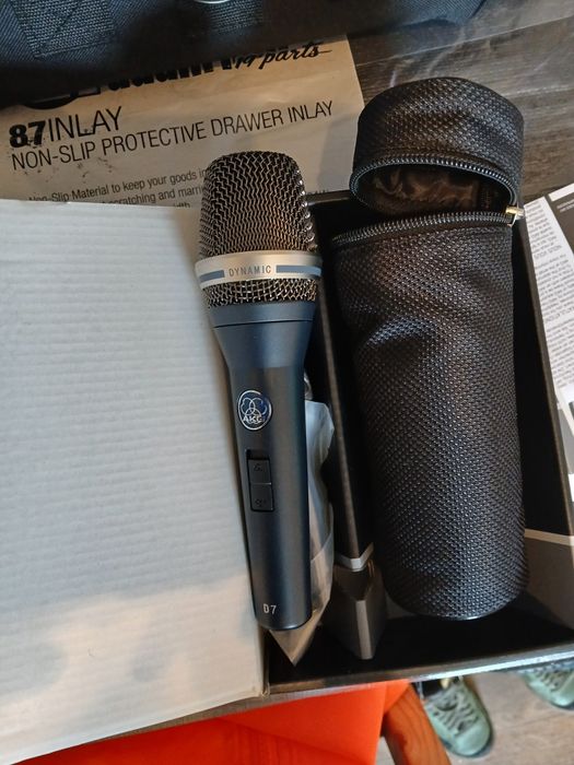 Microfone AKG  D-7S