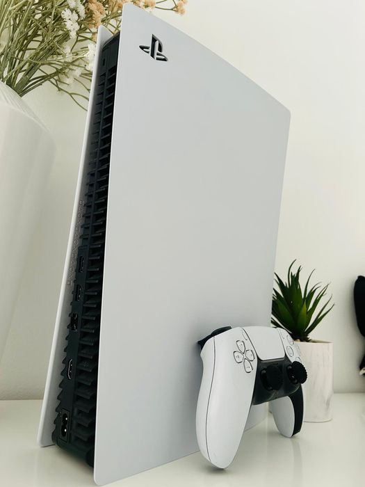 PS5 1TB CD Standard Edition Estado NOVA