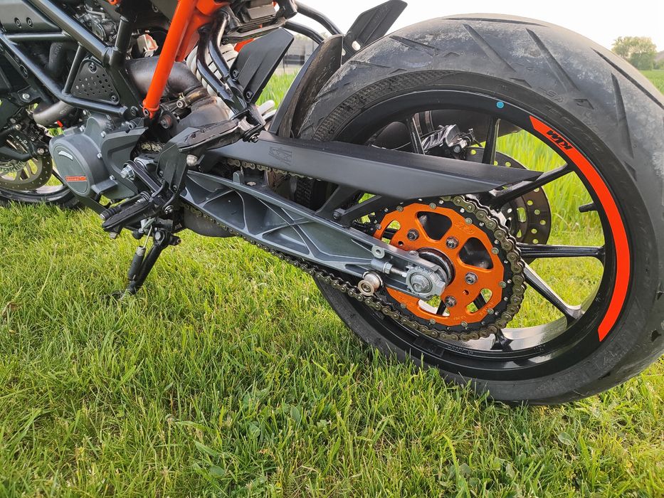 KTM Duke 125 ccm - 2019 rok