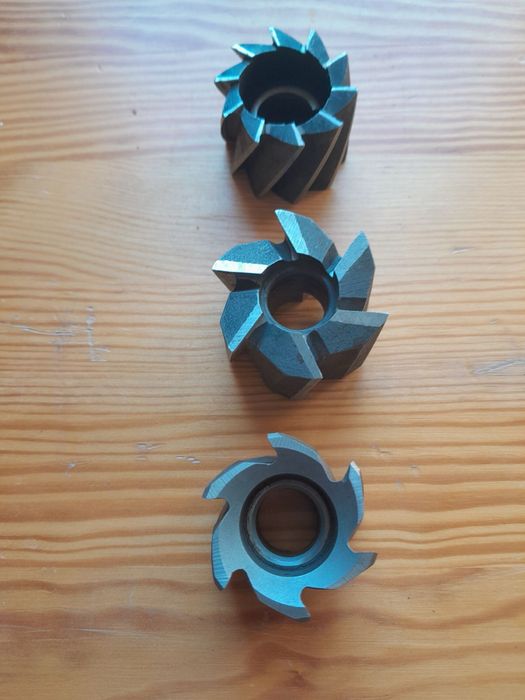 Frezy kątowe symetryczne