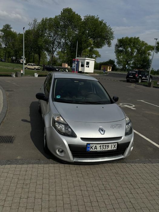 Renault CLIO 2010 дизель автомат