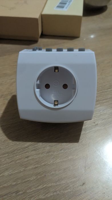 Розетка з таймером, 7-денна програма, розумна розетка