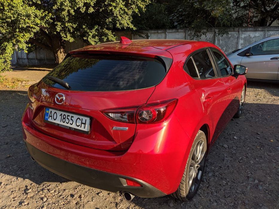Mazda 3 2016 рік