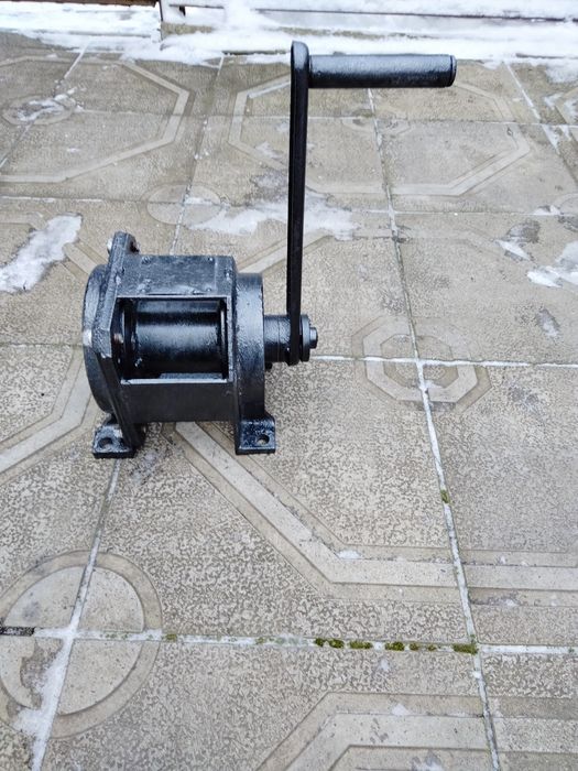 Лебедка ручная ЛР-1М производство СССР