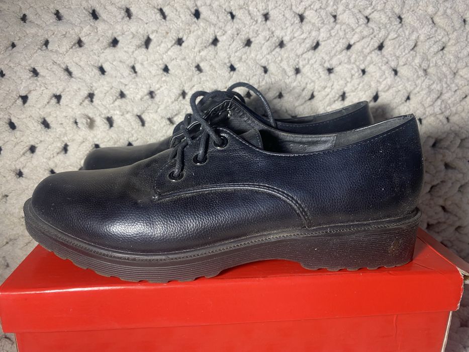 Жіночі туфлі 38 розміру