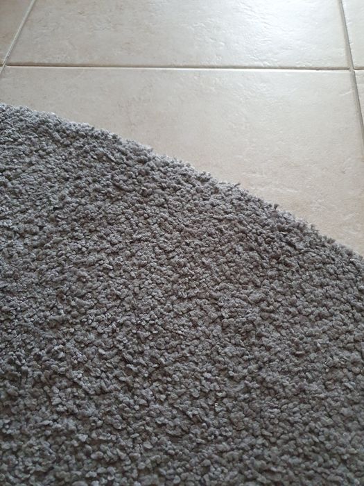 Tapete cinza oval 1.60x1.60