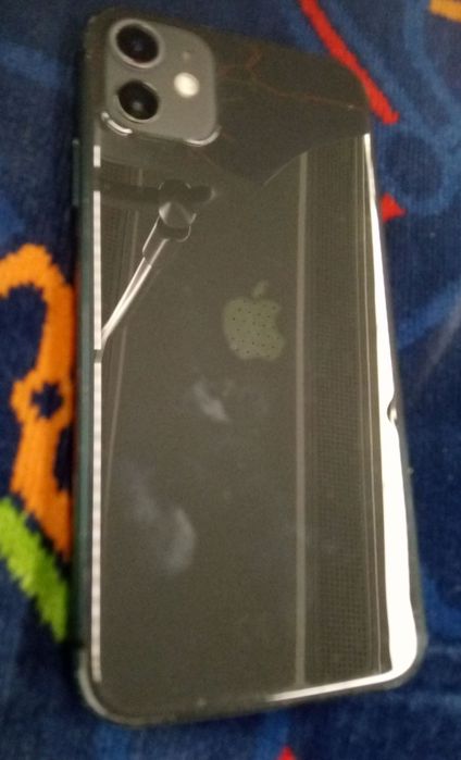 iPhone 11 com defeito apenas na senha