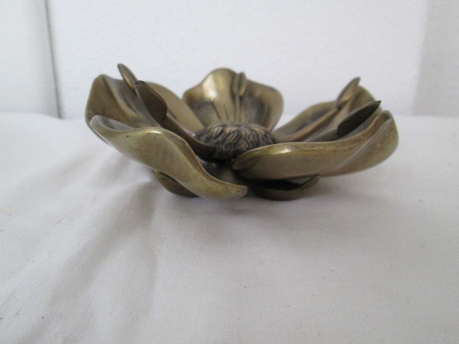 Cinzeiro de mesa antigo