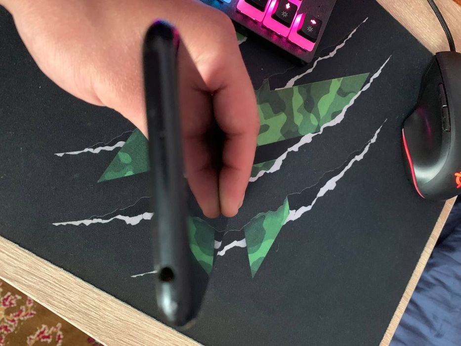 Продам хуавей ю6 2019 року