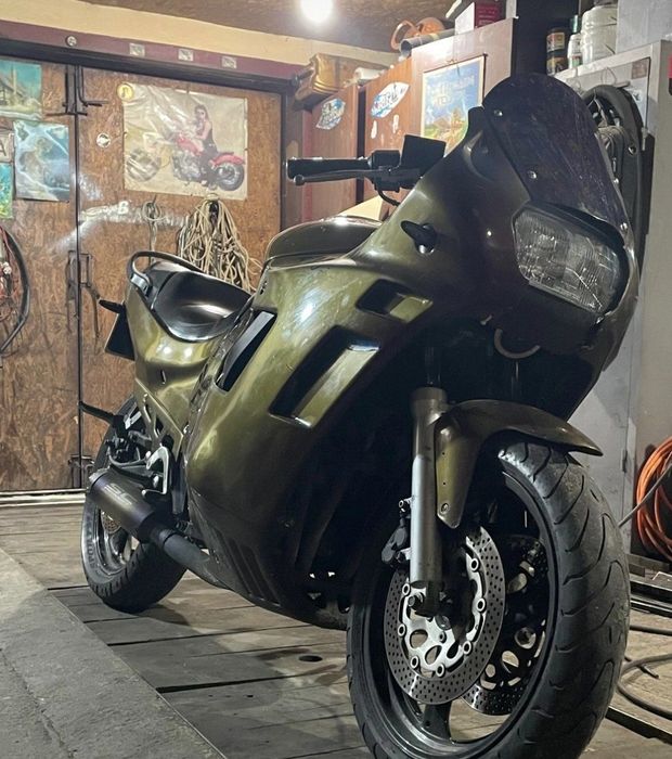 Suzuki Katana 600