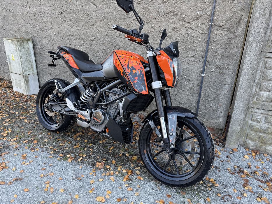 Ktm Duke 125 Kat B lub A1 Radical Dużo dodatków Niemcy