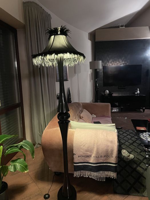 Designerska nowoczesna czarna lampa glamour