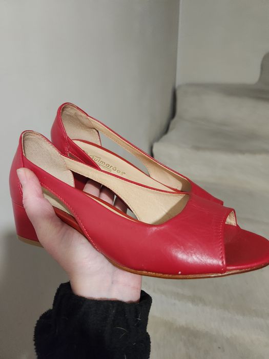 Жіночі туфлі-слінгбеки бренду Guimarães