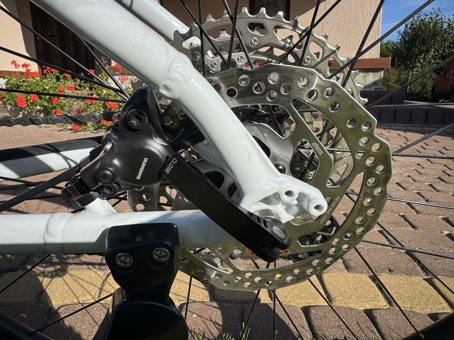 TREK Xcaliber 8 crystal white jak nowy XL rama  2023.07