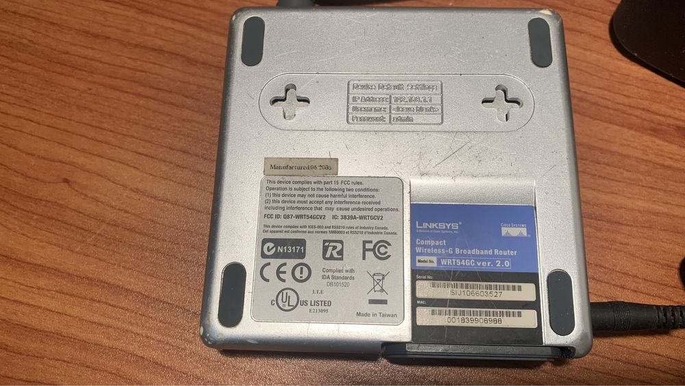 Linksys WRT54GC Wi-Fi Router64551591401219121