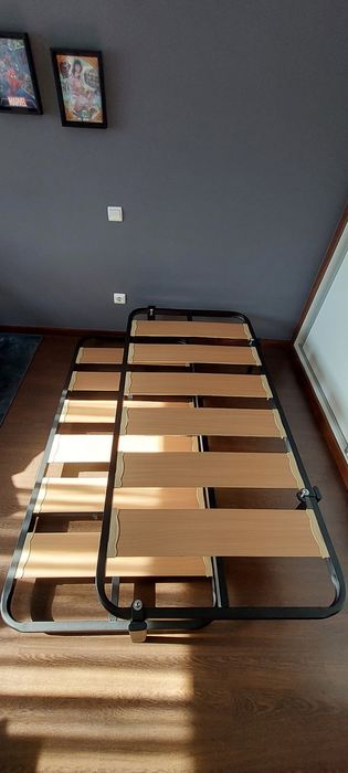 Drawer-type bed base, 90 cm by 1.90 cm