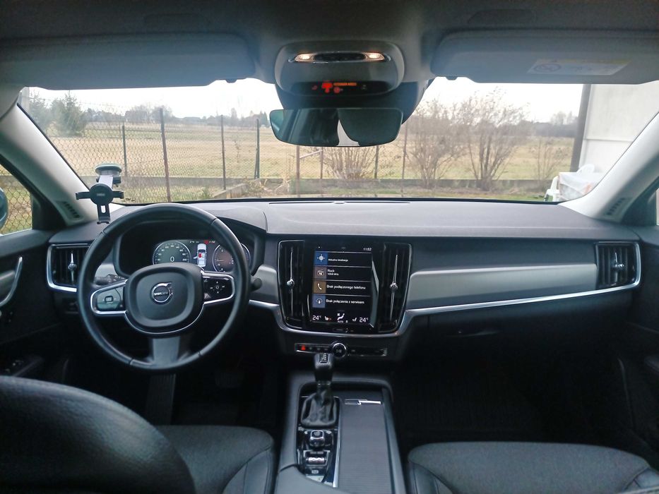 Volvo S90 Momentum D4