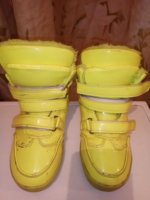 Ботиночки на девочку утепленные K. K. Bear р. 30 и слипоны  р. 27