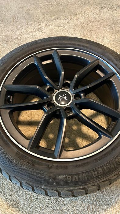 Jantes Keskin 17" 5x114.3 + Pneus Inverno 215/55R17 (Como Novas)