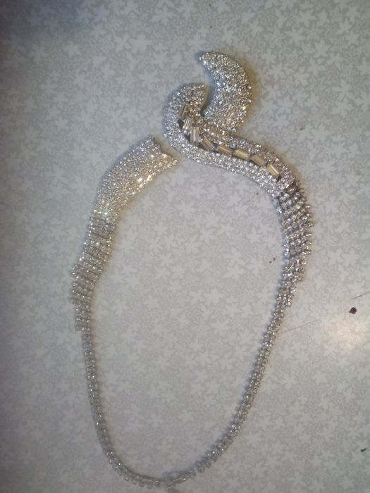 Остатки сломанной бюжетерии  для украшения поделок