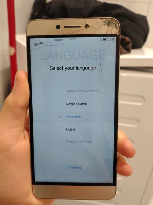 Telefon cool uszkodzony dół  i góra