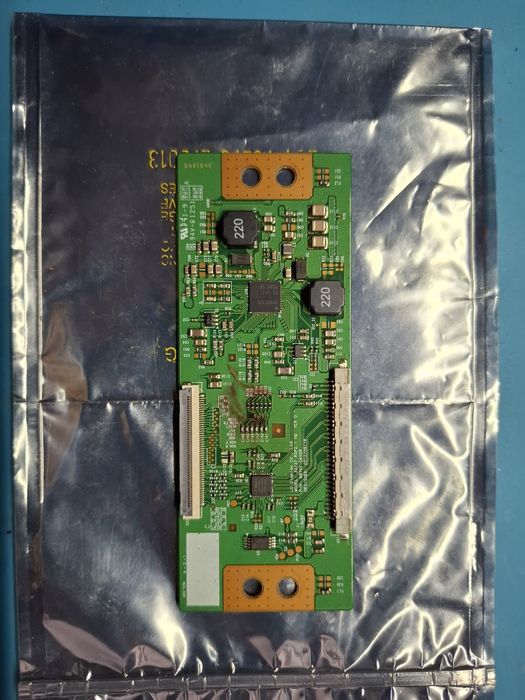 Placa T-Con  LG Display 6870C-0442B