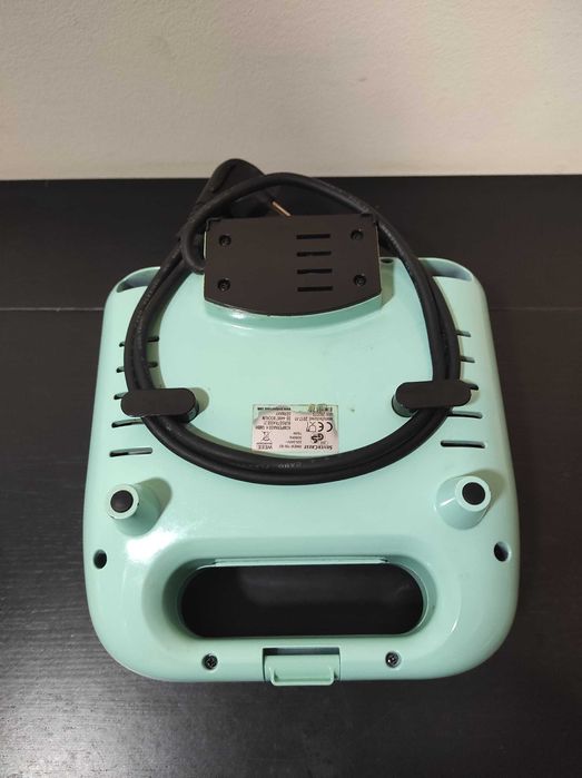 Máquinas waffles SilverCrest com 3 formas