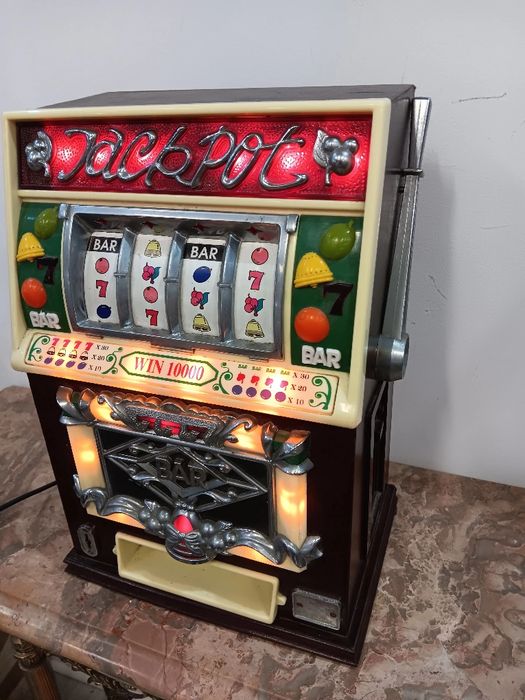 Radio Fm Am Slot Machine