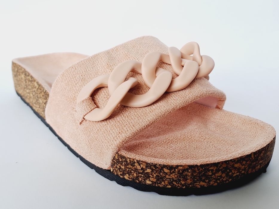 Klapki damskie, pudrowy róż, gruba podeszwa, rozmiar 38