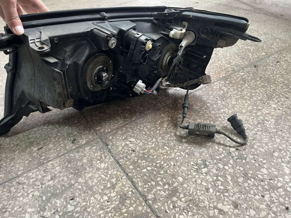 Левая и Правая Фара Оригинал Идеал Toyota Land Cruiser 200