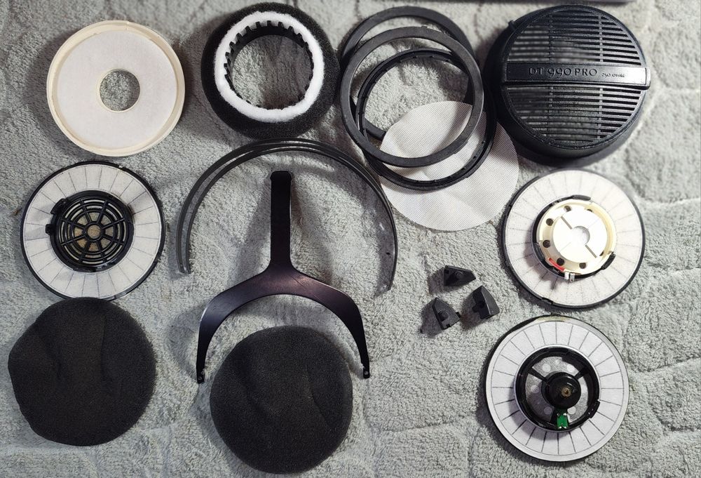 Beyerdynamic DT 770/990 Pro , комплектующие оригинал читайте описание