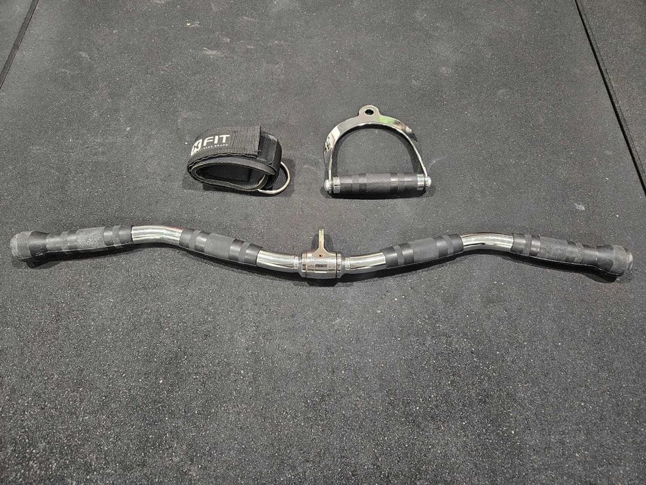 Acessórios variados para máquina de polias (cable machine)