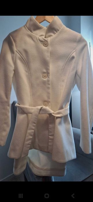 Biały płaszczyk ślubny narzutka