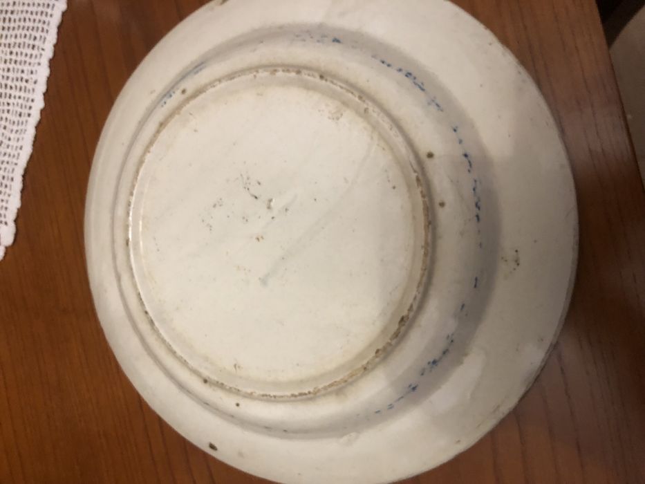 Prato antigo muito bonito