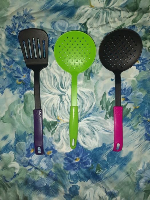 Шумовки, лопатки кухонні нейлонові нові