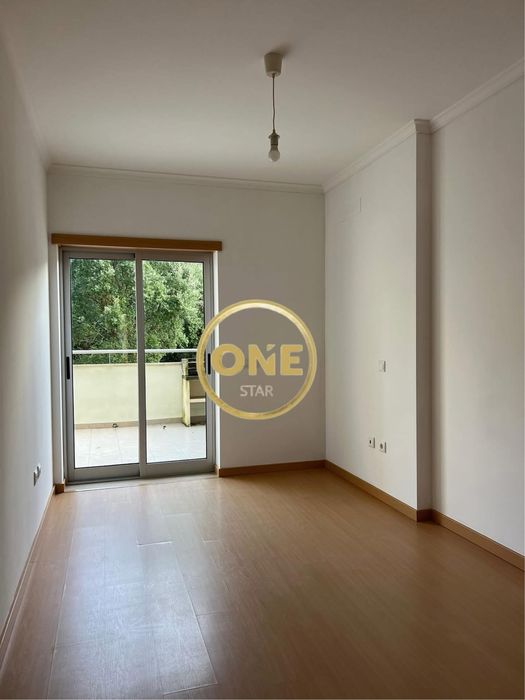 Arrenda-se apartamento T2