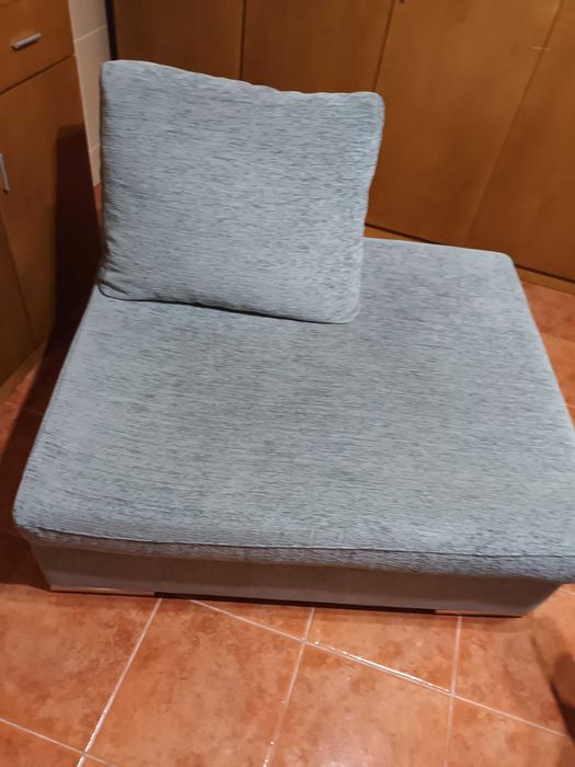 Moveis sala de estar e mesas de convivio com bancos