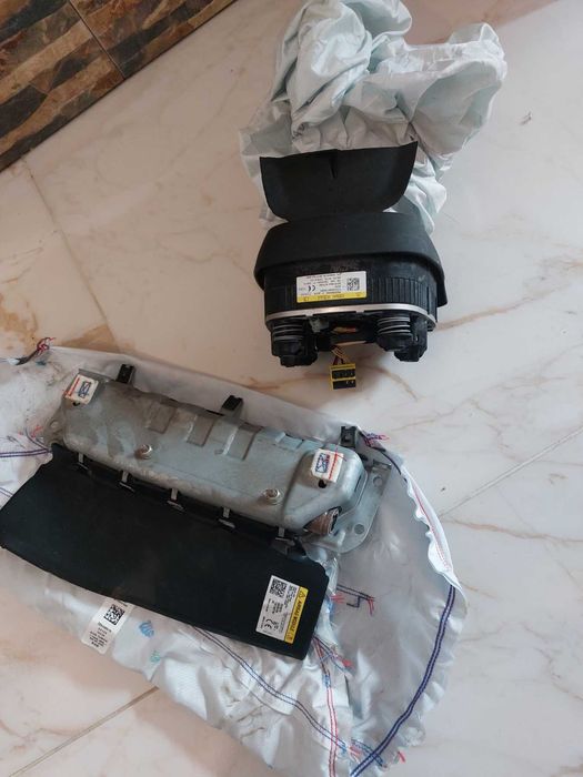 Подушка безпеки Полестар 2 Polestar 2