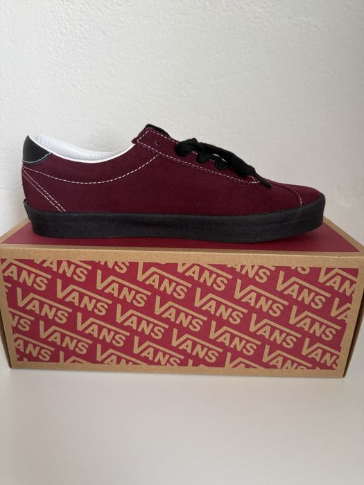 Tenis vans bordô