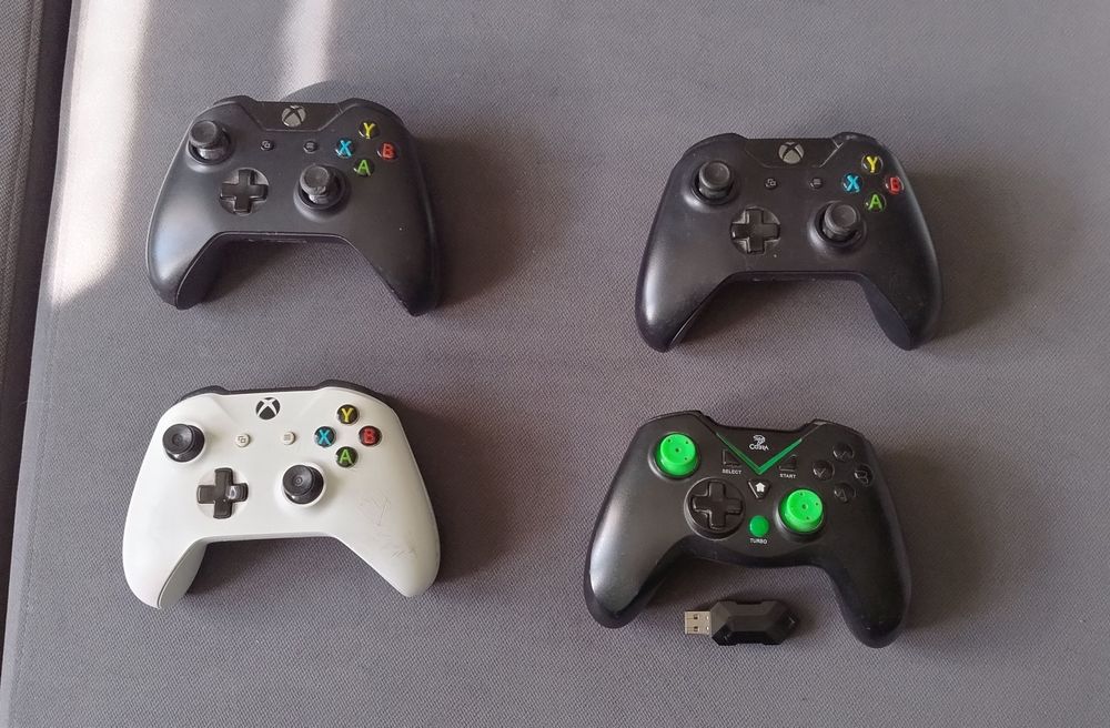 Xbox One 512GB SSD + 4 Pady + 14 Gier + Kinect