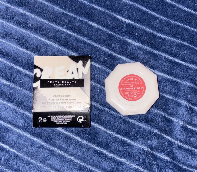 Fenty Beauty róż do policzków Strawberry Drip nowy