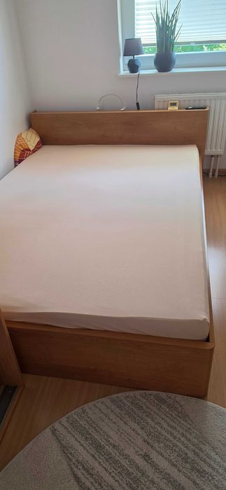 Łóżko dwuosobowe 140x200+materac | Zadbane!