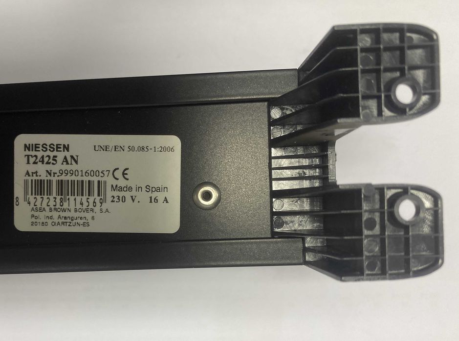 NIESSEN T2425-AN 2CLA242500T1801 Base Eq.Sup. 3T.S