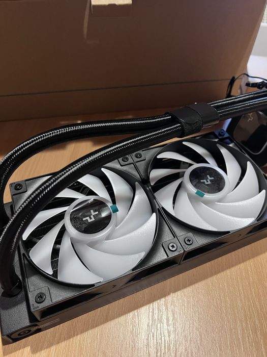 Система водяного охолодження DeepCool LE240 V2