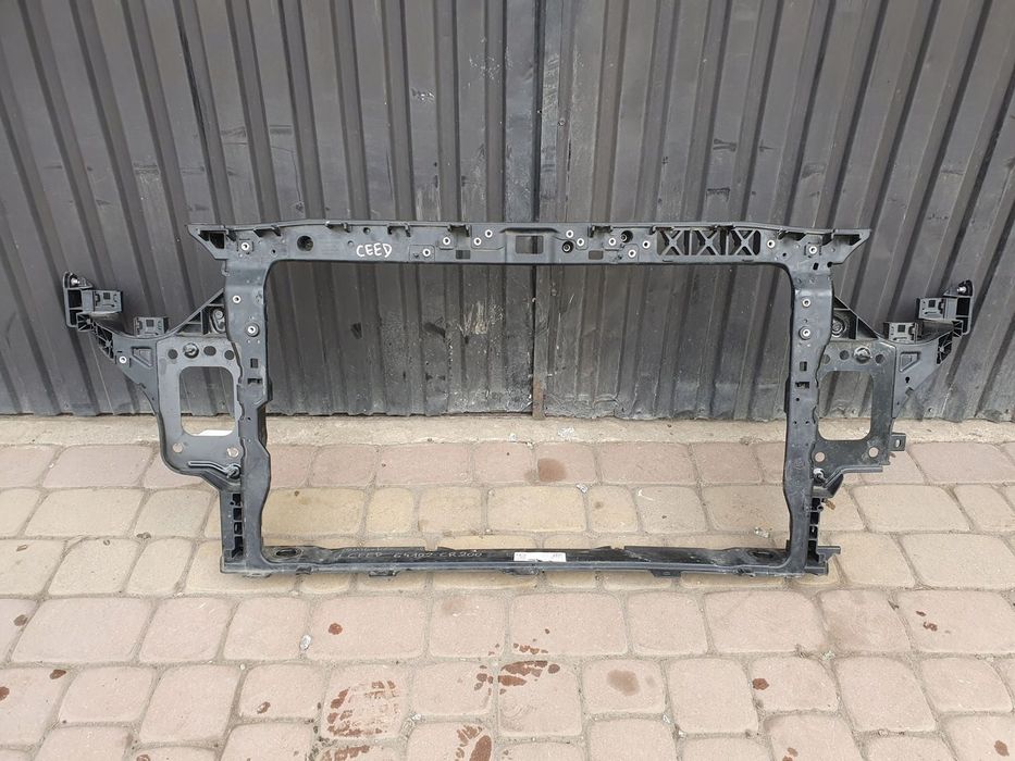 KIA CEED III PAS PRZEDNI WZMOCNIENIE 64102CR200 64102-CR200