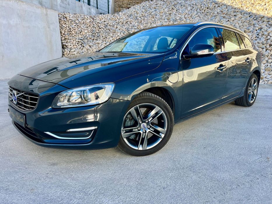 Volvo V60 D6 Plug-In-Hybrid AWD Geartronic Summum